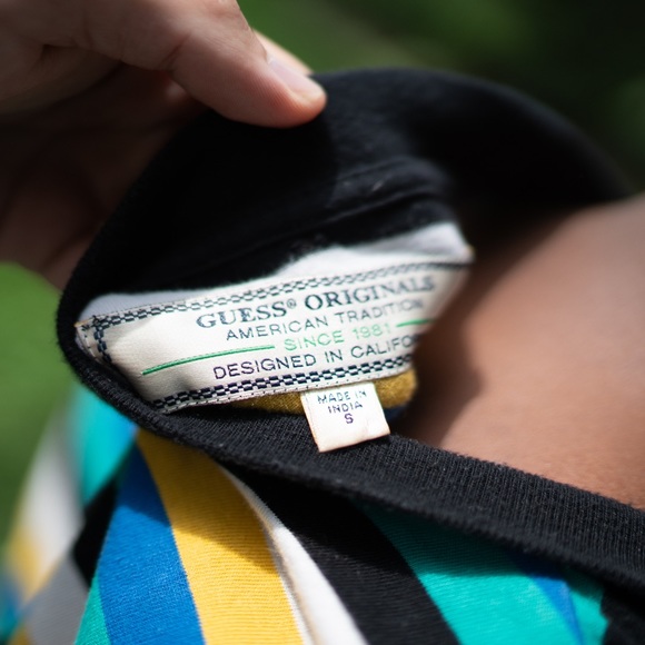 Authentic GUESS crop striped tee - Picture 6 of 7